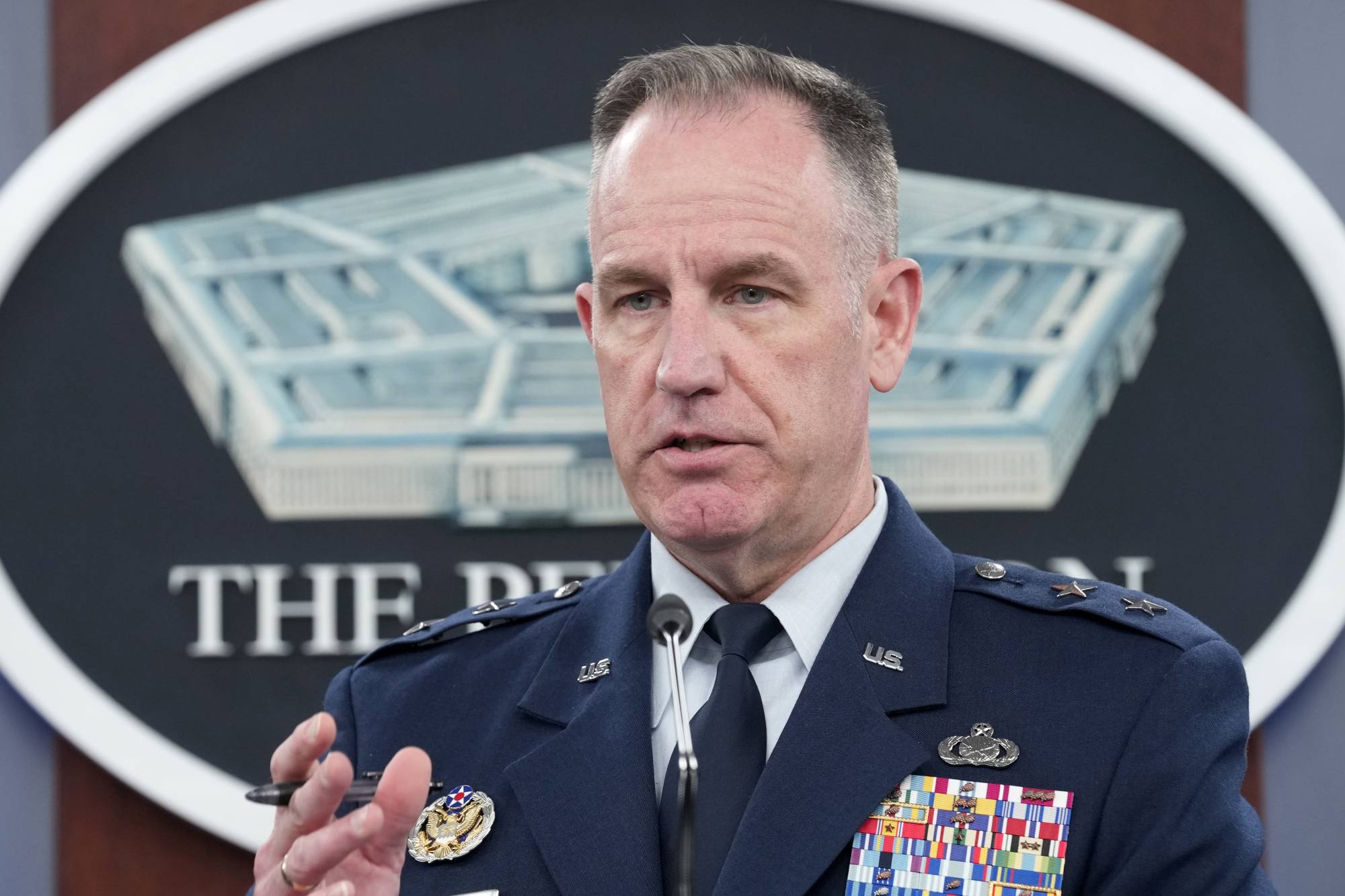 Fotoğraf altı: ABD Savunma Bakanlığı (Pentagon) sözcüsü General Pat Ryder (AP)