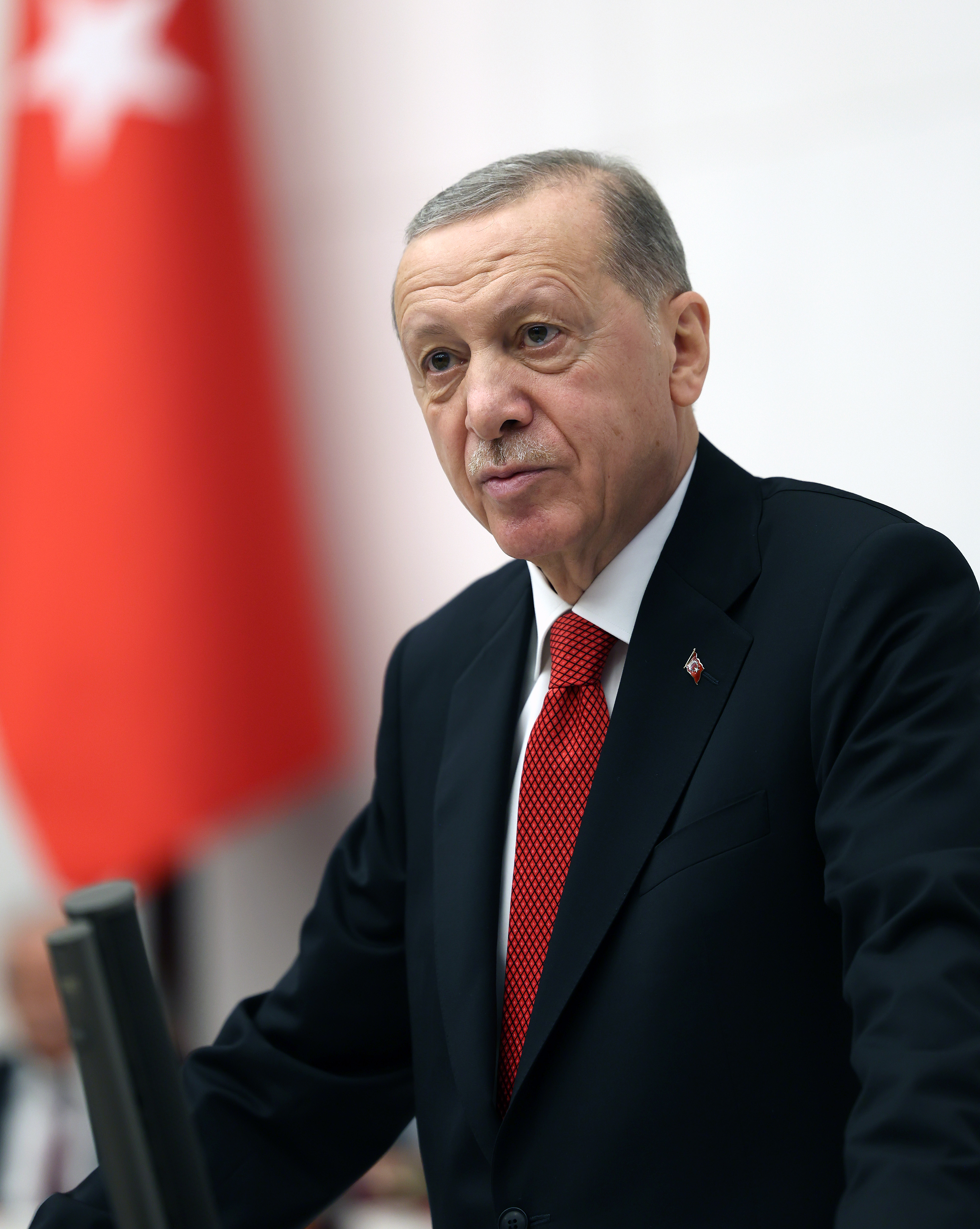 Erdoğan, TBMM'nin 28. Dönem 2. Yasama Yılı açılışı dolayısıyla Meclis Genel Kurulunda milletvekillerine hitap etti (AA)