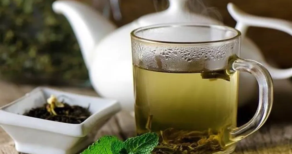 اكتشف كيف يمكن للشاي الأخضر تقليل خطر الإصابة بالخرف!
