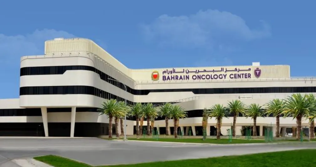 انجاز طبي تاريخي في البحرين: علاج فقر الدم المنجلي باستخدام زراعة النخاع والتعديل الجيني