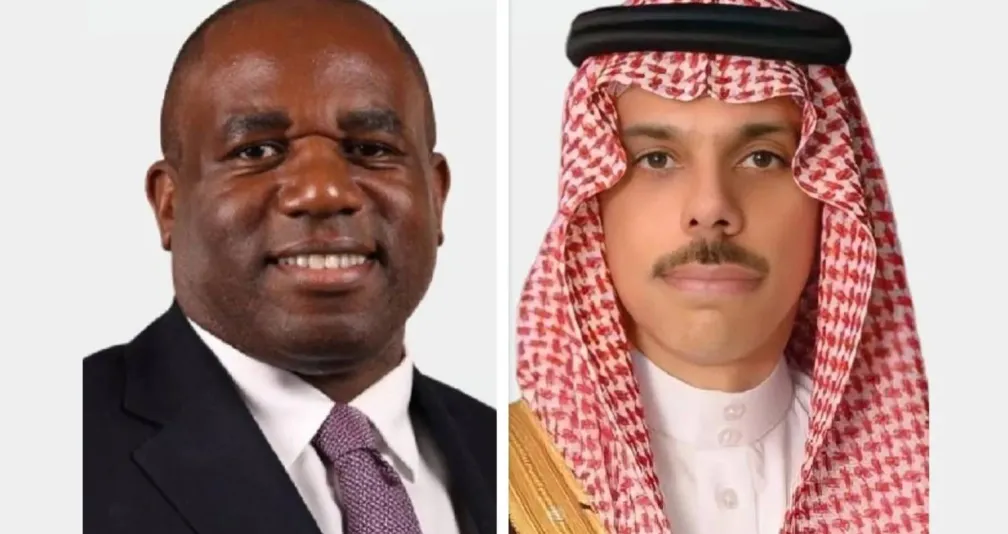 وزيرا خارجية السعودية وبريطانيا يبحثان تطورات غزة