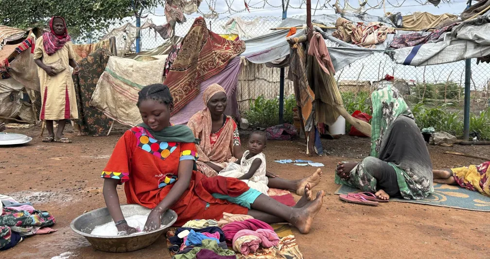 تبادل الاتهامات بين طرفي الحرب في السودان بشأن مهاجمة قافلة مساعدات في دارفور