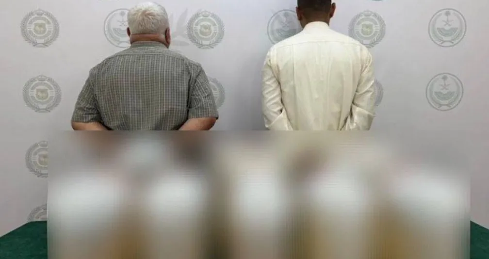 السعودية: ضبط 142 كيلوغراماً من المخدرات في حافلة نقل ركاب دولية