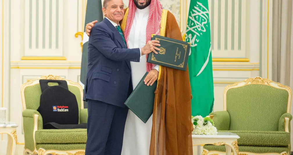 السعودية وباكستان... تحالف دفاعي وردع مشترك
