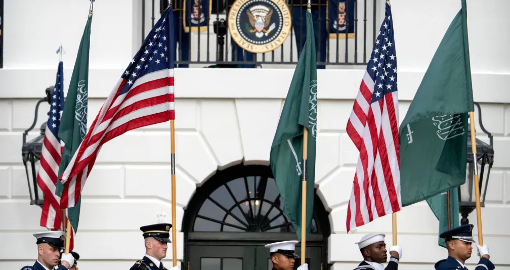 بين الدفاع والاستثمارات... مرحلة أعمق للشراكة السعودية - الأميركية