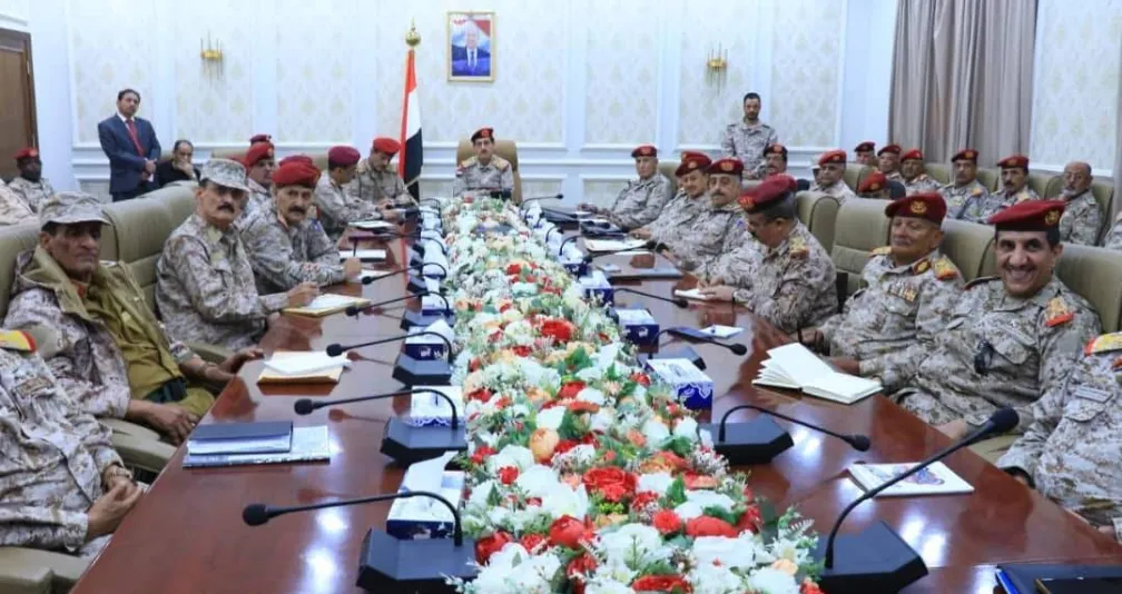 «الدفاع اليمنية» تمضي لتوحيد بيانات الجيش وتعزيز الانضباط