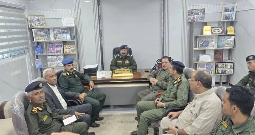 حكومة الزنداني تبدأ إعادة ترتيب مشهد القيادة الأمنية