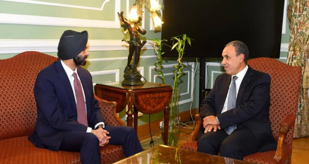 مصر تعوّل على مشاركة البنك الدولي في جهود إعمار غزة