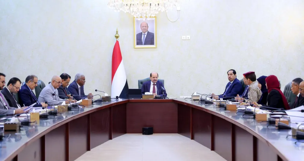 اليمن: تصاعد شكاوى الموظفين النازحين إلى عدن