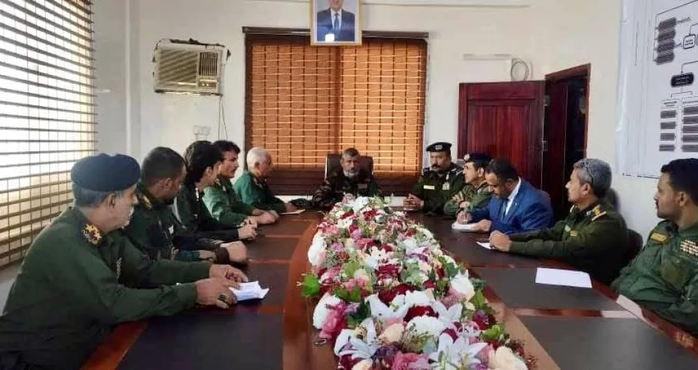 إجراءات يمنية لتوحيد التشكيلات الأمنية وتعزيز القرار الإداري