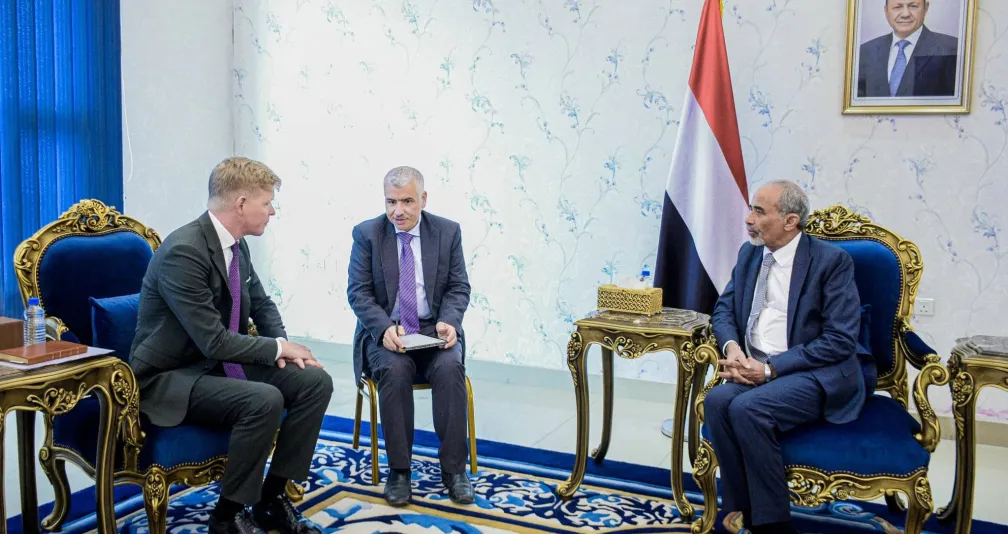 غروندبرغ يشدد على تجنيب اليمن الانجرار نحو التصعيد الإقليمي