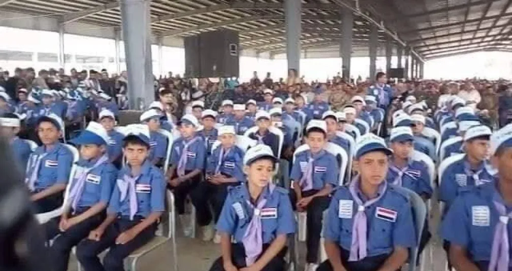 ضغوط حوثية تربط التعليم بالمخيمات الصيفية القسرية