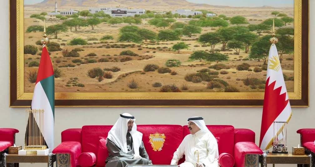 قمة إماراتية بحرينية في المنامة تبحث أمن الملاحة وإمدادات الطاقة