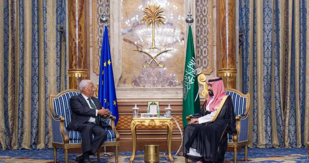 ولي العهد السعودي ورئيس المجلس الأوروبي يناقشان تداعيات أوضاع المنطقة