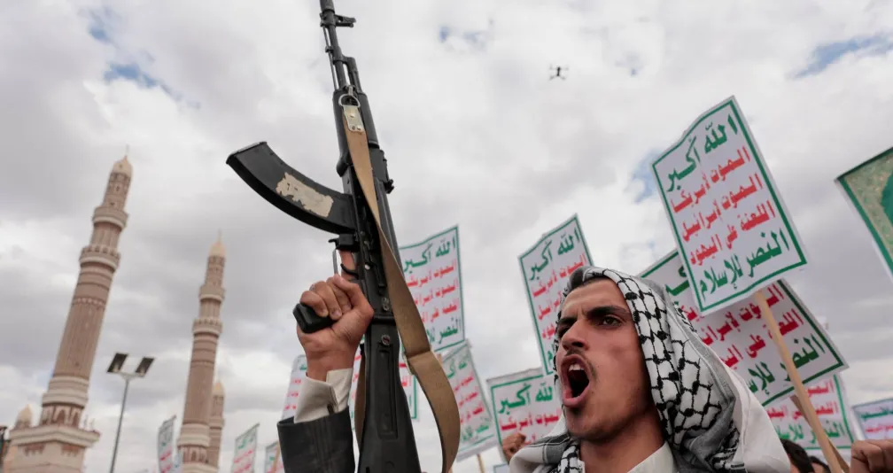 تعثّر الحوثيين في تشكيل حكومتهم يرسّخ قبضة سلطتهم الخفيّة