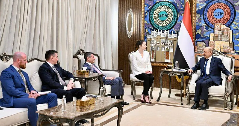 العليمي: الرهان على اعتدال إيران يقود إلى مزيد من الفوضى