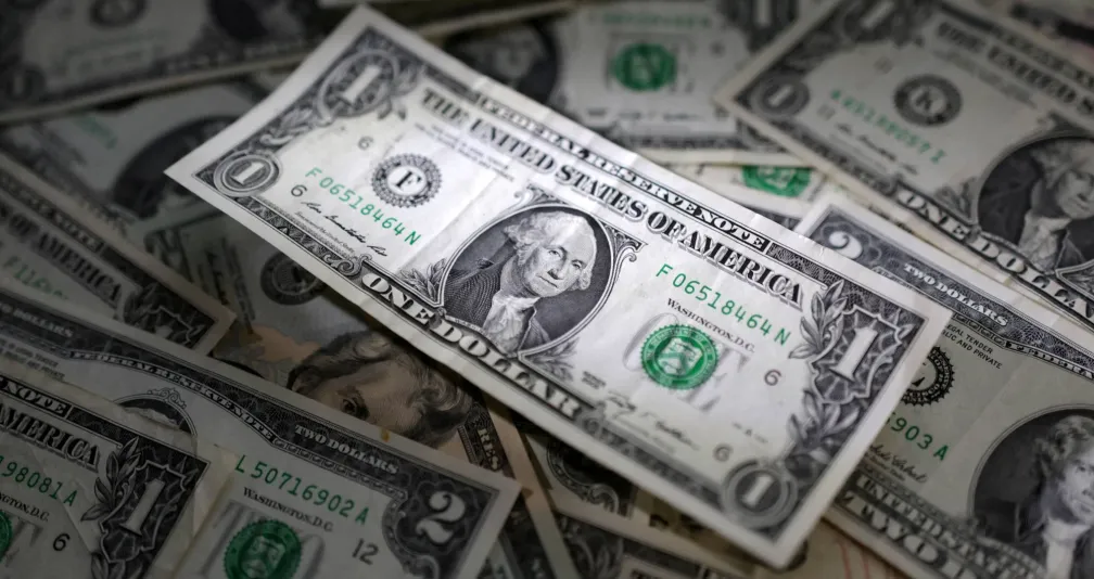 الدولار يتماسك مع ترقُّب الأسواق بيانات التضخم الأميركية