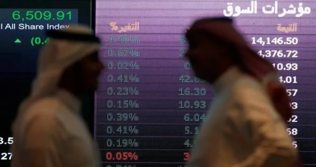 السوق السعودية تغلق قرب أعلى مستوياتها في شهرين بدعم «معادن»