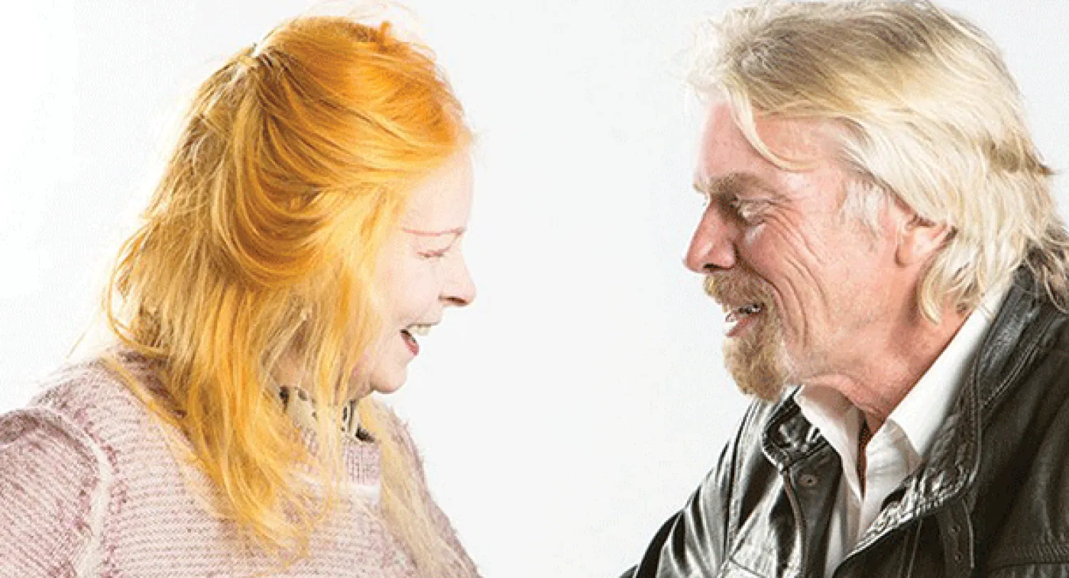 فيفيان ويستوود تصمم أزياء «فيرجين أتلانتيك»