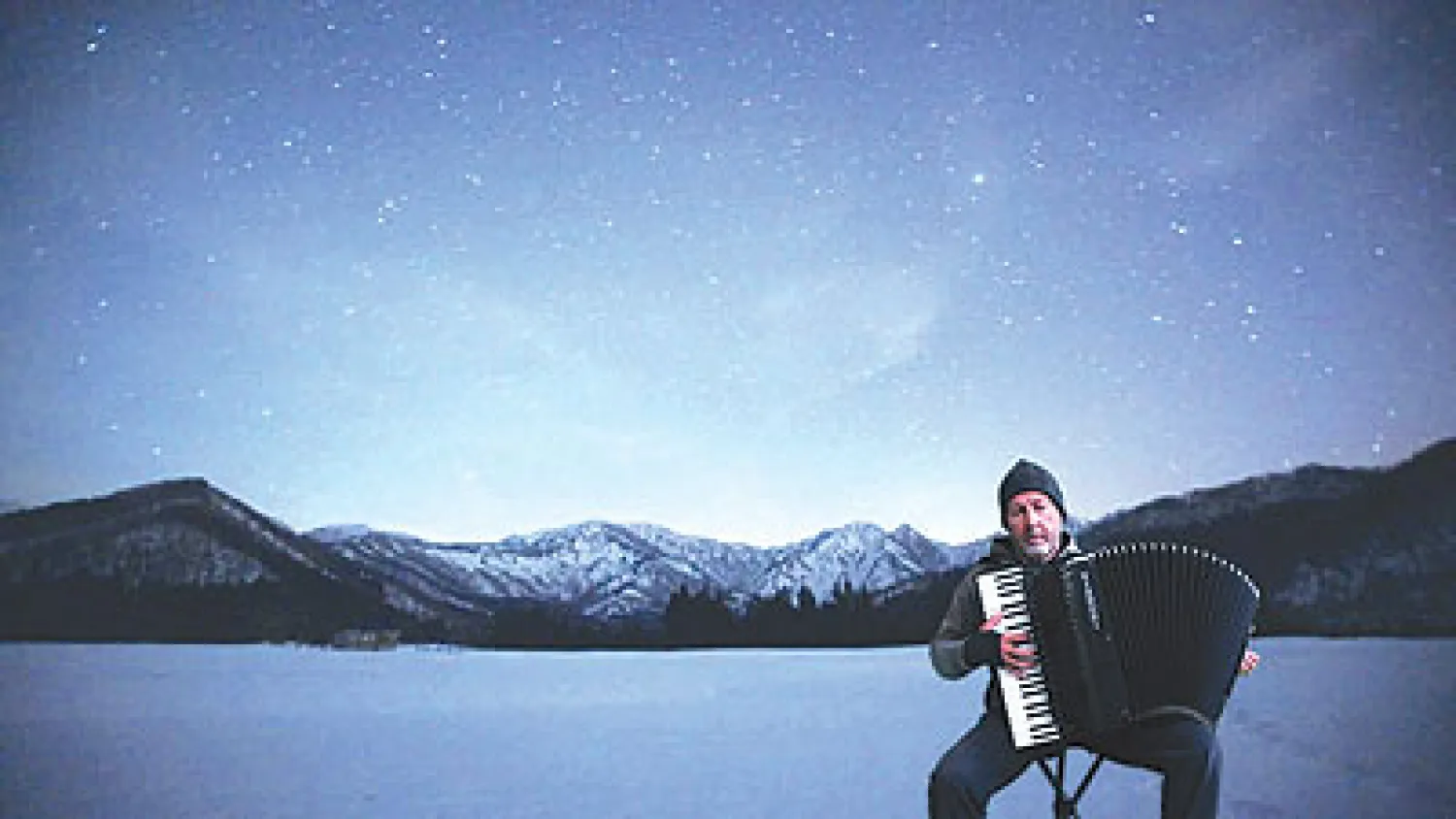 ألف أوكورديون يعزفون على قمة جبل ألماني