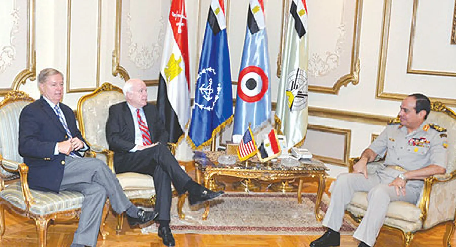 وفد الكونغرس يدعو الأطراف المصرية لتجنب العنف بعد مؤشرات عن انسداد فرص التوافق