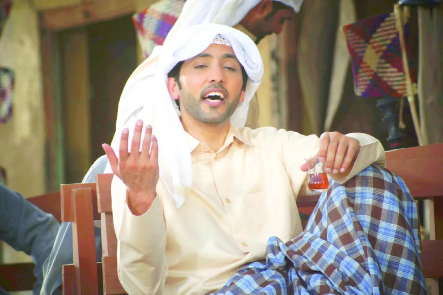 فهد الكبيسي يطلق «ما تخيلتك من دوني» مع الشاعر «سـاري»