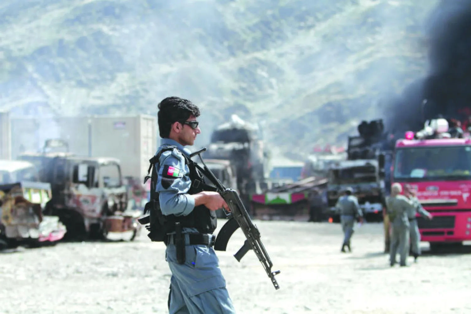 طالبان تستهدف قاعدة للجيش الأميركي في أفغانستان قرب الحدود الباكستانية