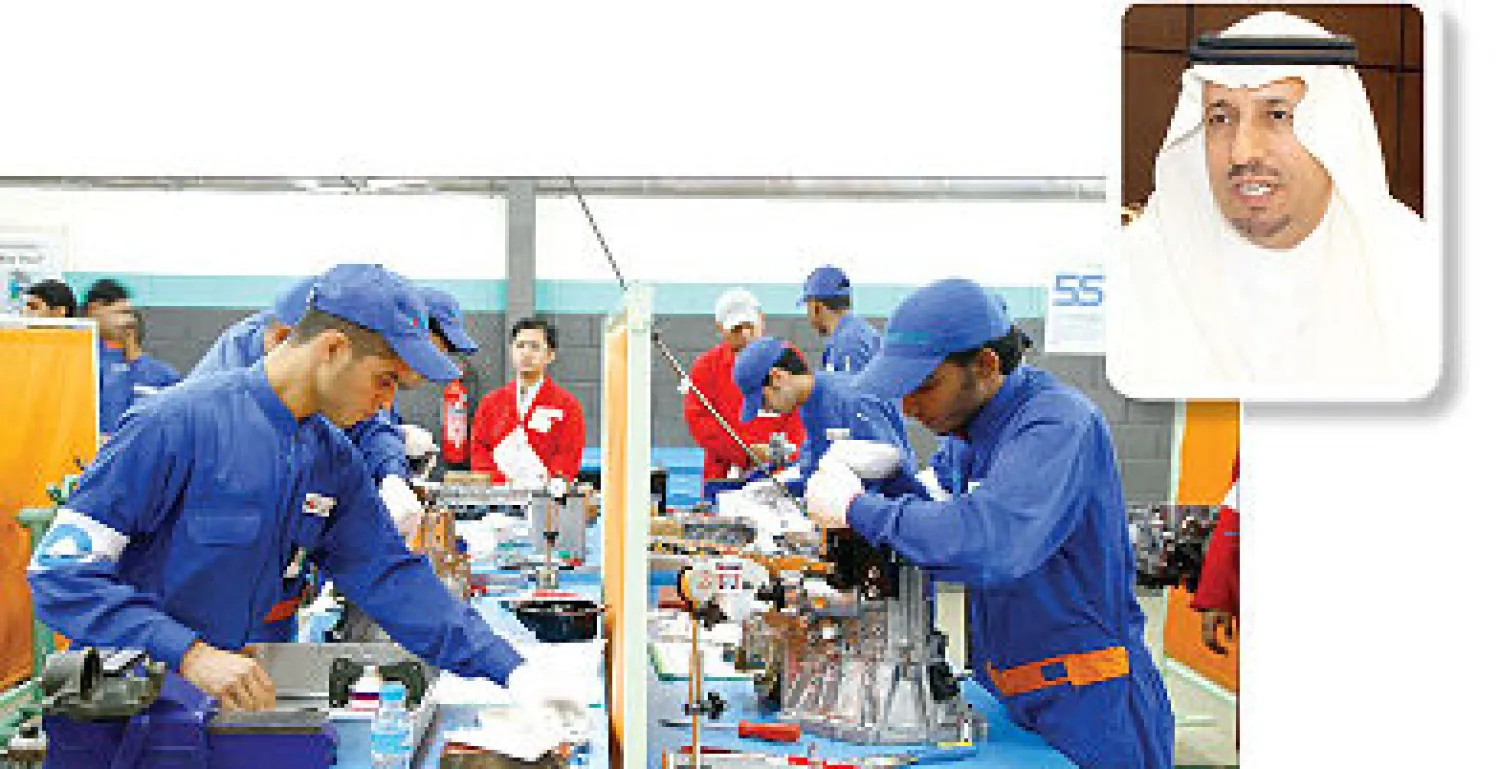 إحصاءات المرصد الوطني تؤكد أن خريجي المؤسسة هم الأكثر حظا في الوظائف و في الاطار الدكتور علي الغفيص ({الشرق الأوسط})