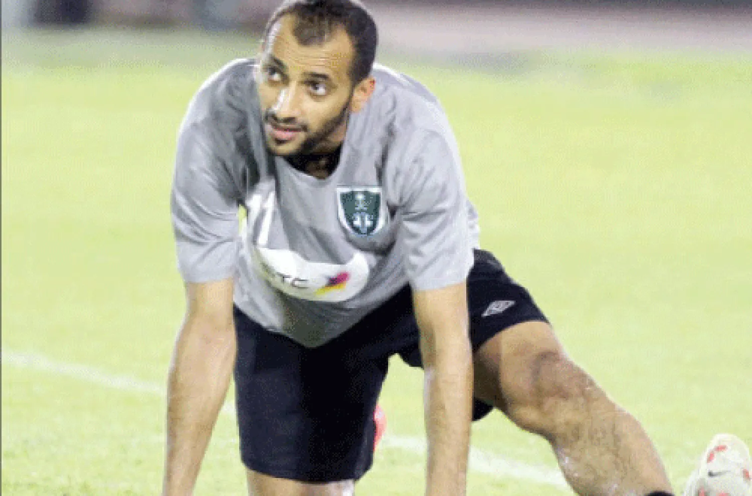 ترفع إدارة نادي الفتح اليوم أوراق اللاعبين بدر الخميس والتونسي عمار الجمل إلى لجنة الاحتراف بالاتحاد السعودي لكرة القدم للحصول على الموافقة بمشاركتهما في مباراة الفريق المقبلة ضد الاتحاد يوم الجمعة المقبل في مكة المكرمة ضمن مباريات الجولة الثالثة من دوري عبد اللطيف جميل. وقد أعلنت إدارة الفتح تو...