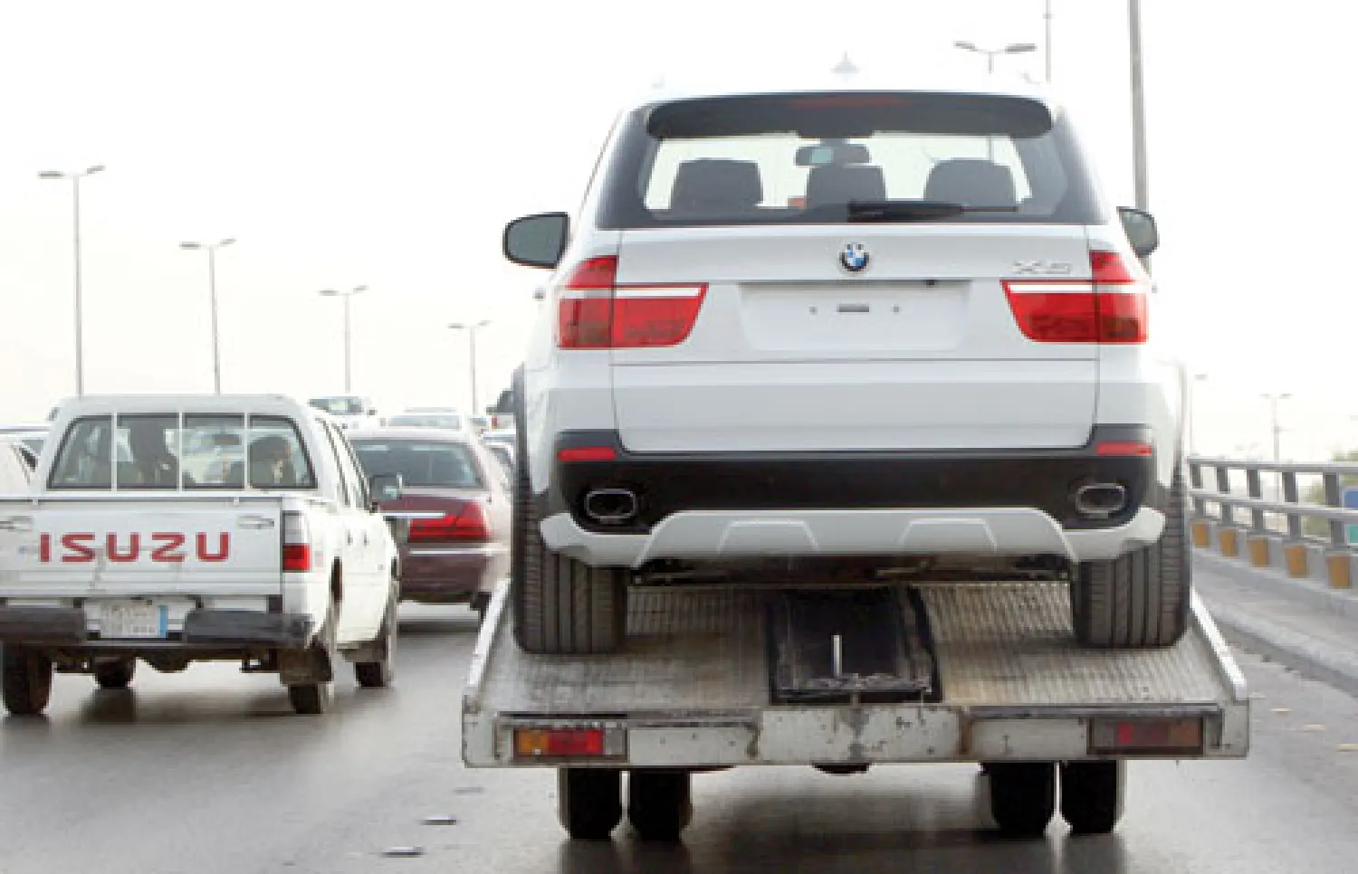 المستثمر السعودي يواجه صعوبة في الحصول على عمالة بمهنة سائق نقل («الشرق الأوسط»)