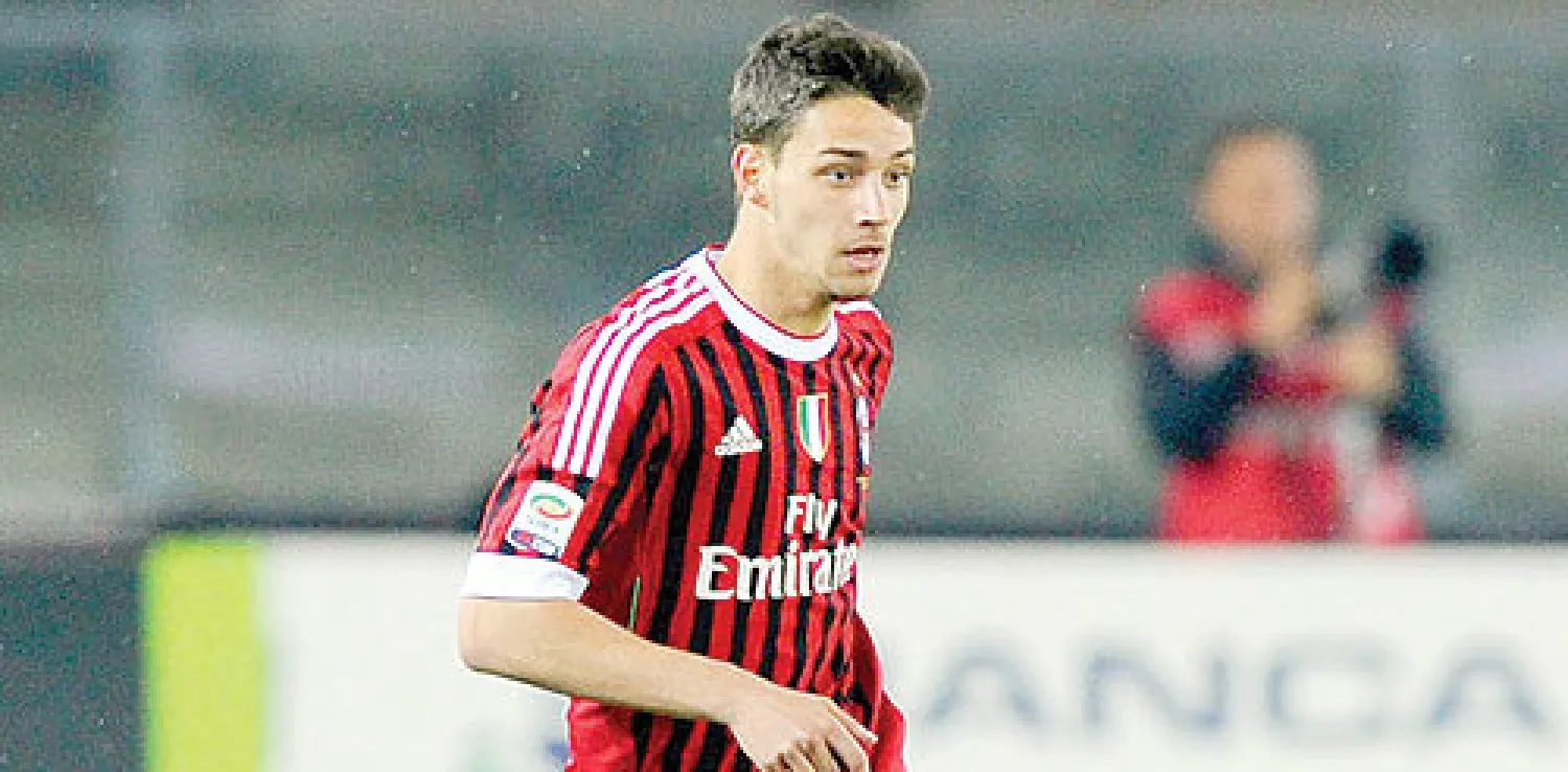 عادت رغبة كريستيان زاكاردو في البقاء مع الميلان على غير رغبة النادي بفائدة كبيرة على المدرب ماسيمليانو أليغري الذي يواجه حاليا أزمة كبيرة في خط الدفاع بعد غياب جميع لاعبيه الأساسيين. وسوف يعتمد أليغري على زاكاردو مدافع المنتخب الإيطالي الذي شارك في كأس العالم 2006 لتعويض هذا النقص الحاد في صفوف ...