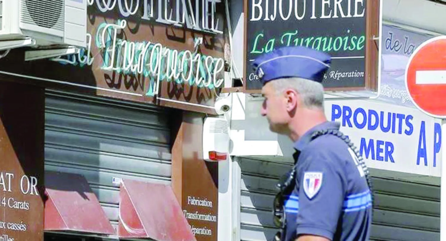 محل الصياغة الذي شهد عملية السطو في نيس 