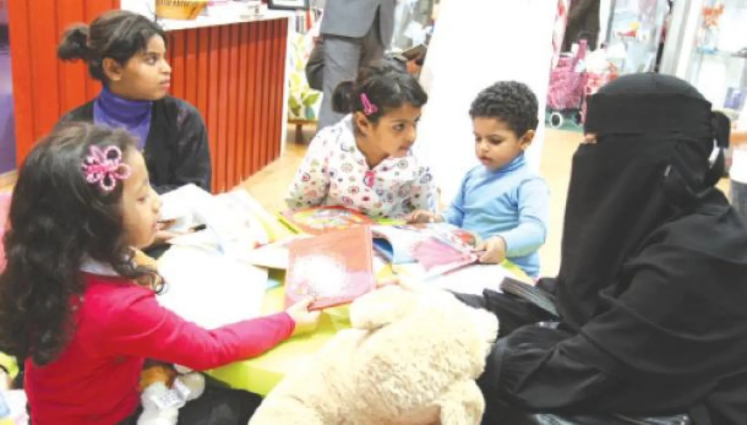 إطلاق ثماني مبادرات تنموية لدعم الاستقرار الأسري والاقتصادي في 13 منطقة