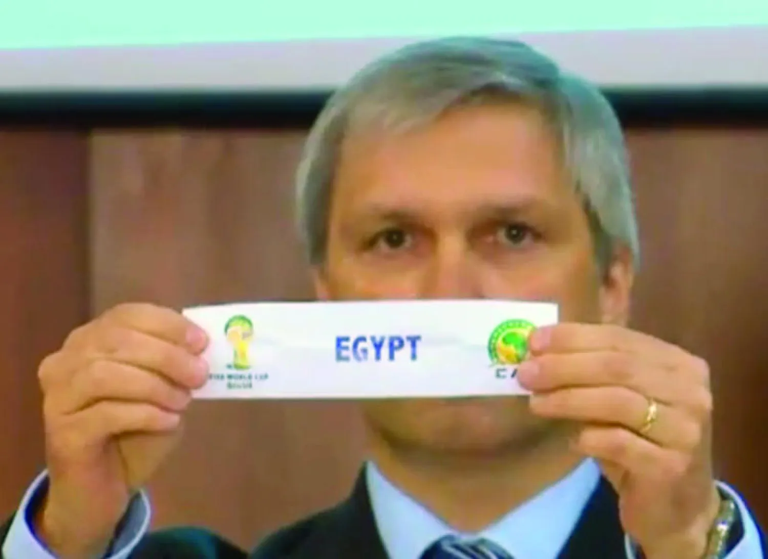 مصر وتونس تصطدمان بغانا والكاميرون ومواجهة أسهل للجزائر أمام بوركينا فاسو