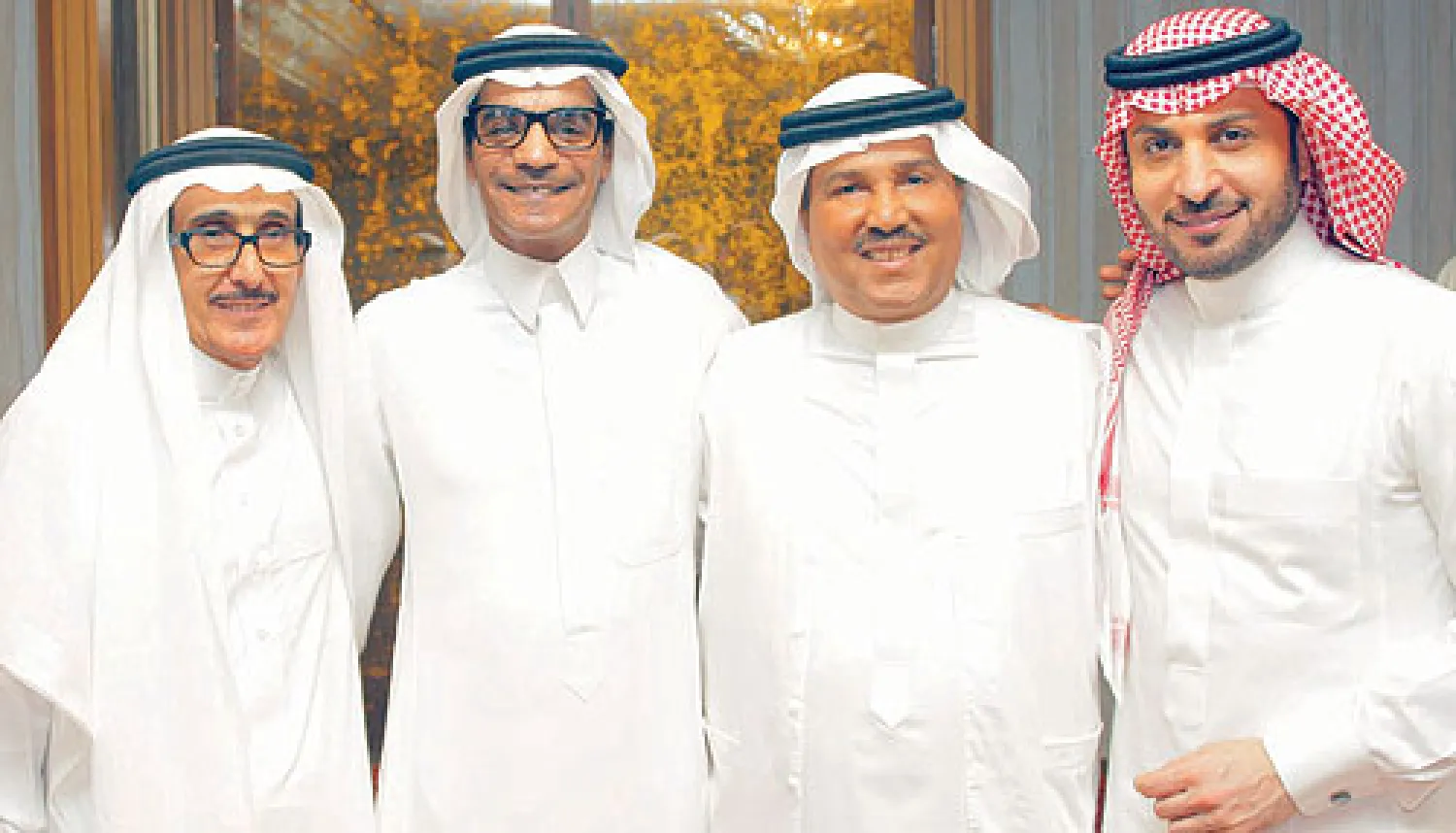 ماجد المهندس ومحمد عبده ورابح صقر ووالد العريس عمر العمودي