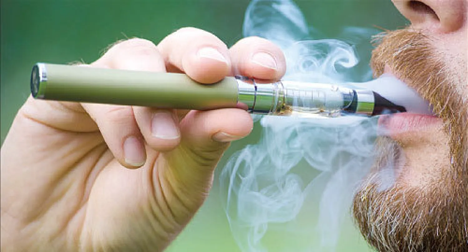 مناقشات حول منافع وأضرار السيجارة الإلكترونية