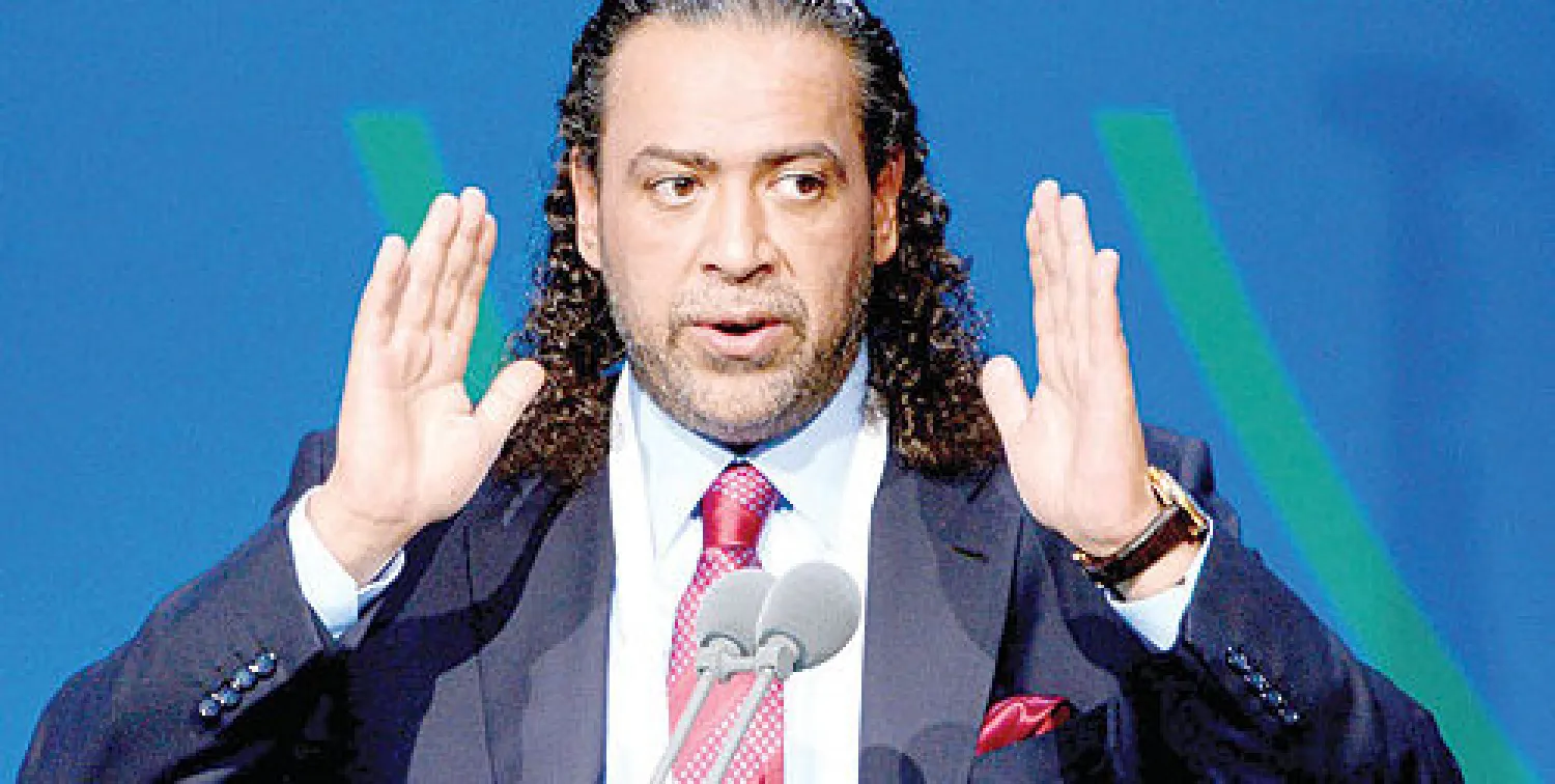 زار وفد لجنة التفتيش المنبثق عن أمناء سر الاتحادات الخليجية محافظة البصرة العراقية برفقة الفريق الهندسي، لبحث إمكانات المدينة المرشحة لاستضافة بطولة الخليج العربي الـ22 لكرة القدم خلال نهاية العام المقبل. واستمر الوفد في زيارته ثلاثة أيام، بدأت في الـ18 من شهر سبتمبر (أيلول) الحالي، وانتهت يوم أ...