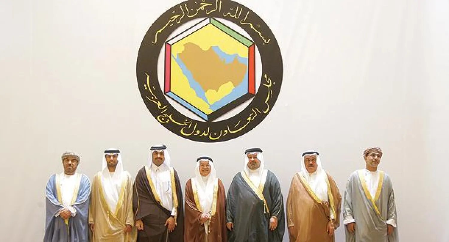 وزراء نفط الخليج خلال اجتماعهم في الرياض أمس (تصوير: أحمد يسري)