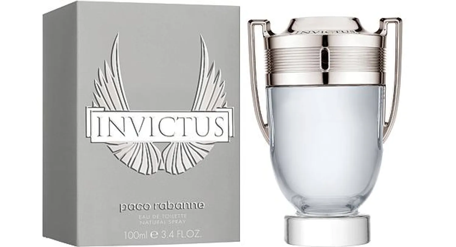 القارورة من تصميم «سيدريك راجو» (Ragot Cédric) الذي يعد من أهم الأسماء في عالم التصميم الصناعي ويعمل في العديد من المجالات كأدوات المائدة والأثاث والمعدات الرياضية والأجهزة المنزلية. كما صمم عددا من القطع التي نالت جوائز عديدة، بما فيها إناء «فاست» (Fast) مع «روزنتال» (Rosenthal) الذي نال جائزة أفضل تصميم (Good Design Award) عام 2007