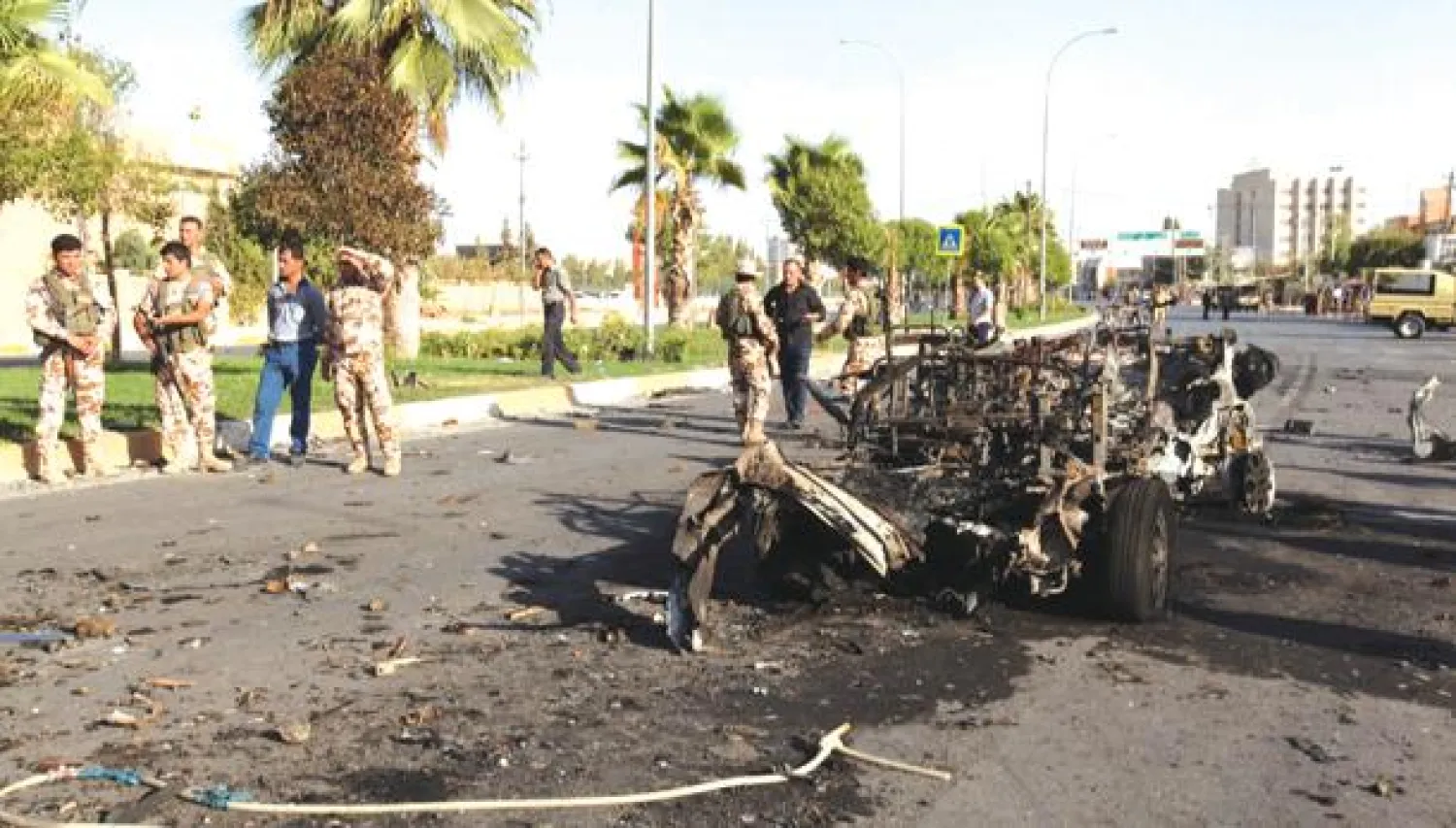 هجوم بسبع سيارات مفخخة وقنابل يدوية على مقر وزارة الداخلية في أربيل