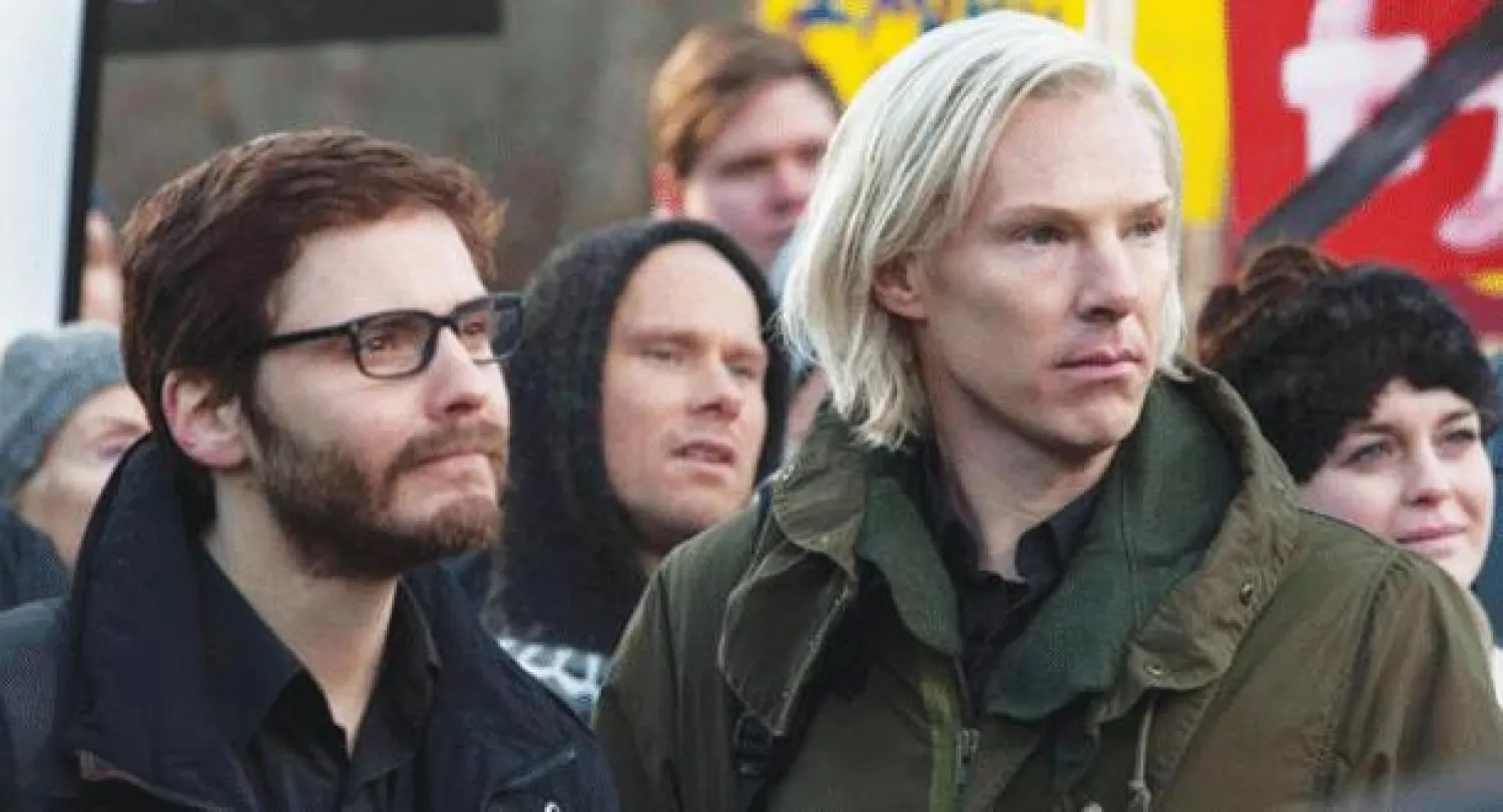 كمبرباتش في دور لوسيان أسانج