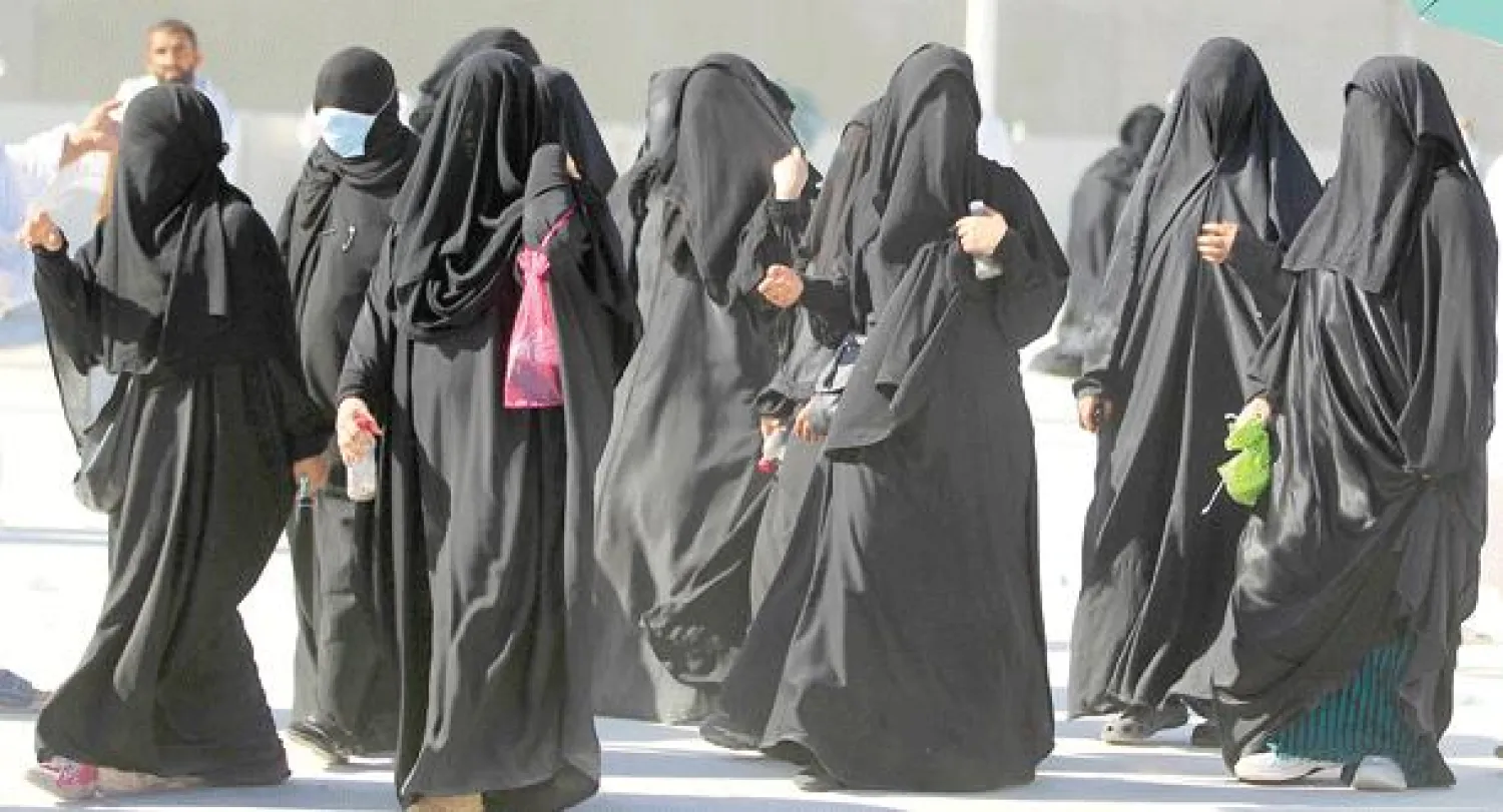 سعوديات في النشاطات الدينية.. ثلث قرن من التحولات