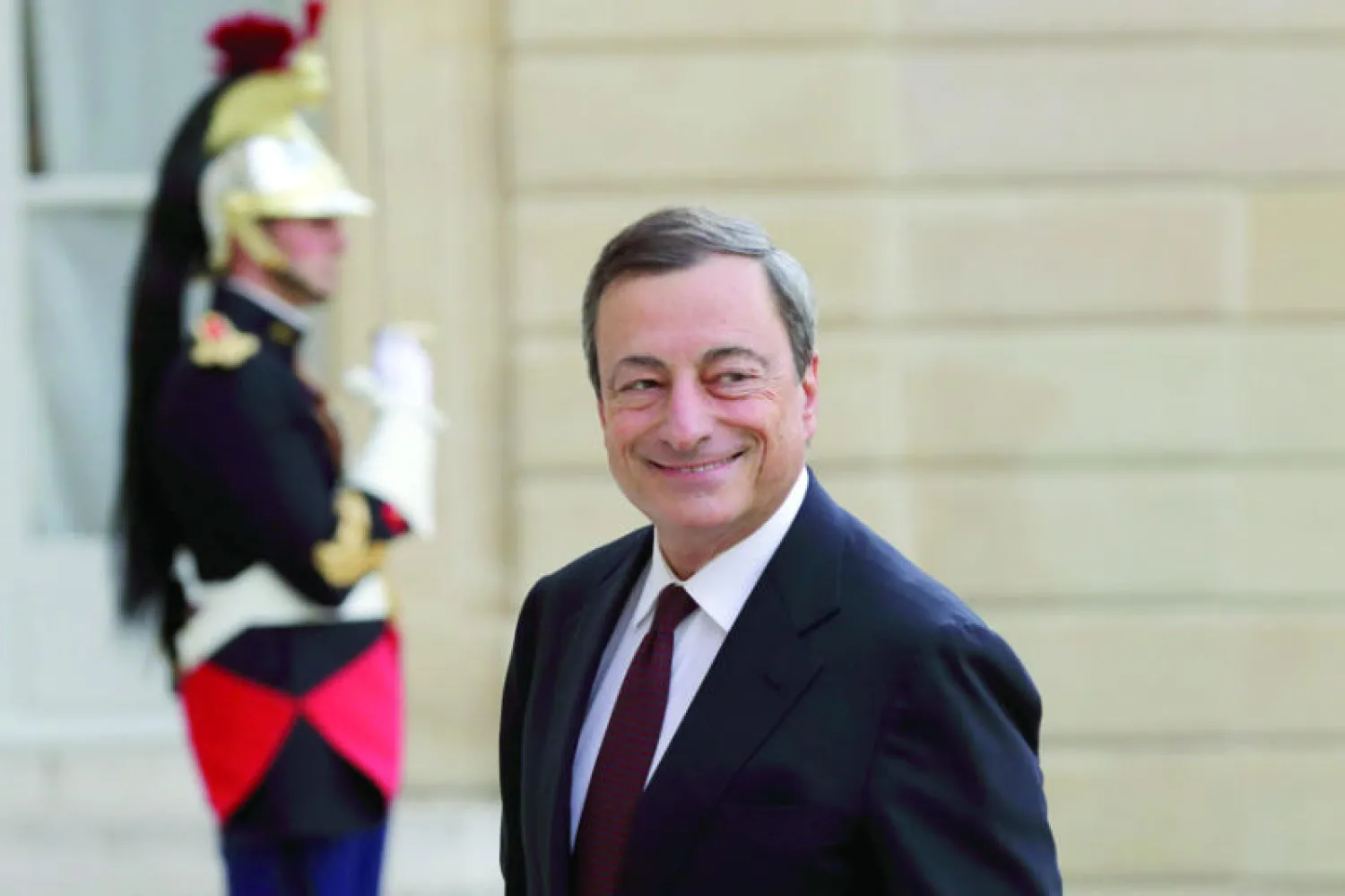 البنك المركزي الأوروبي يبقي سعر الفائدة عند 0.5%.. ودراغي قلق من التعافي «الهش وغير المستقر»