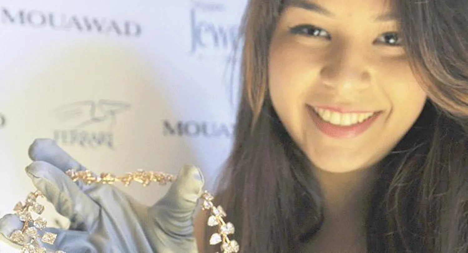 القلادة  المعروفة باسم «الفريدة»  وزنها 637 قيراطا (أ.ف.ب)