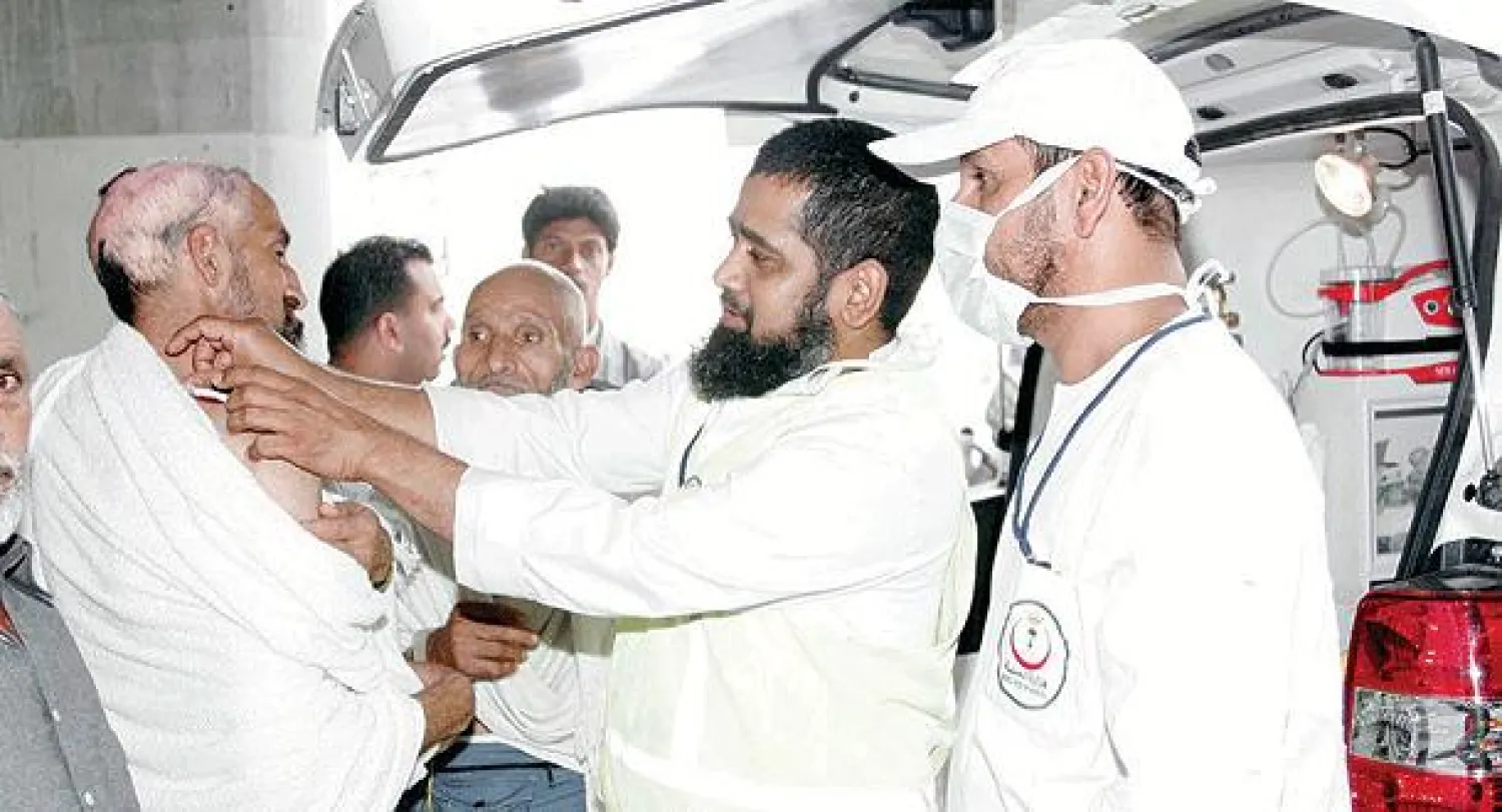 جانب من أعمال وزارة الصحة خلال موسم الحج الماضي (تصوير: عدنان مهدلي)