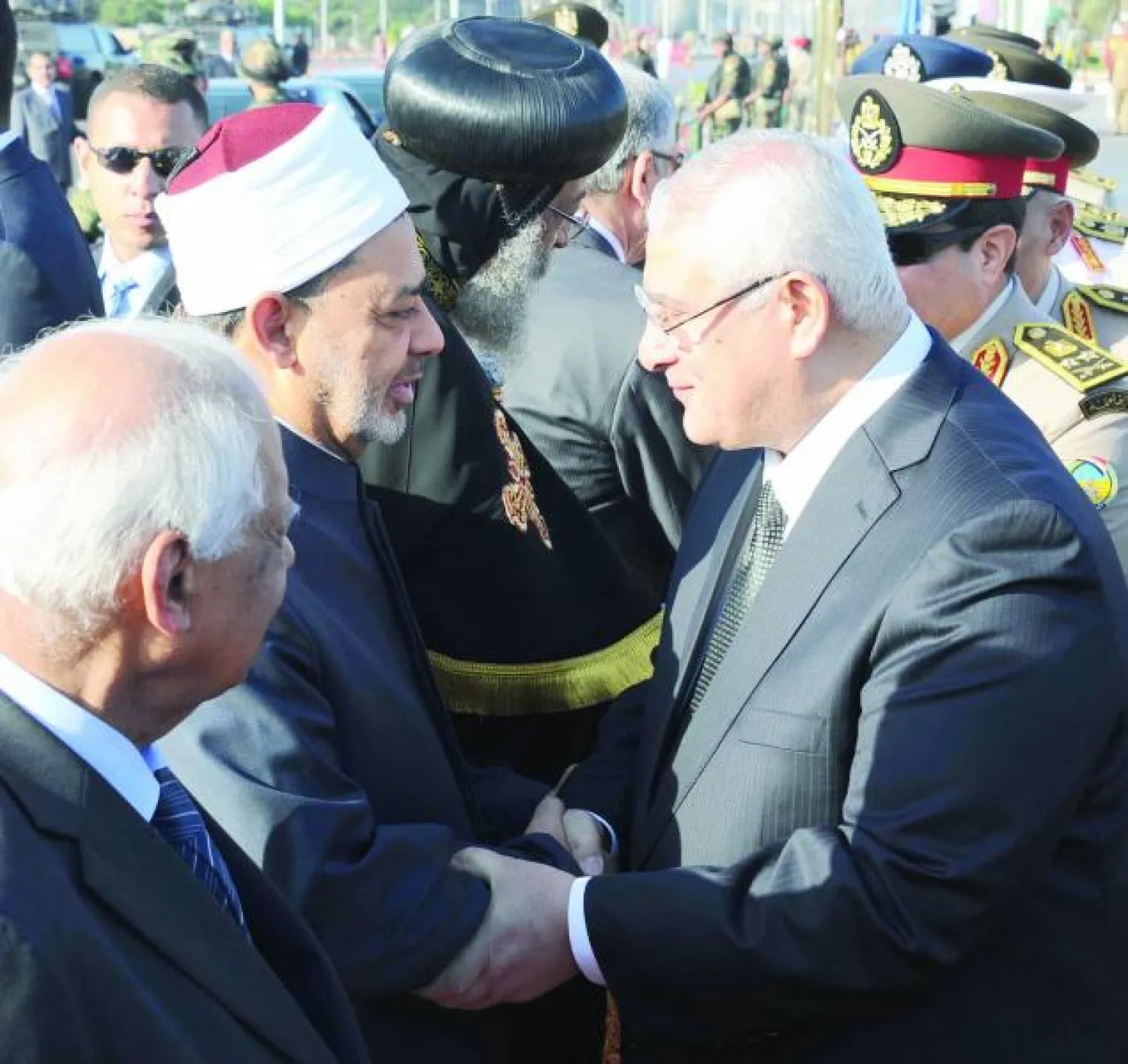 تمرد تدعو أنصارها للاحتفال في «التحرير» والإخوان يطالبون كوادرهم بالتمسك بدخوله