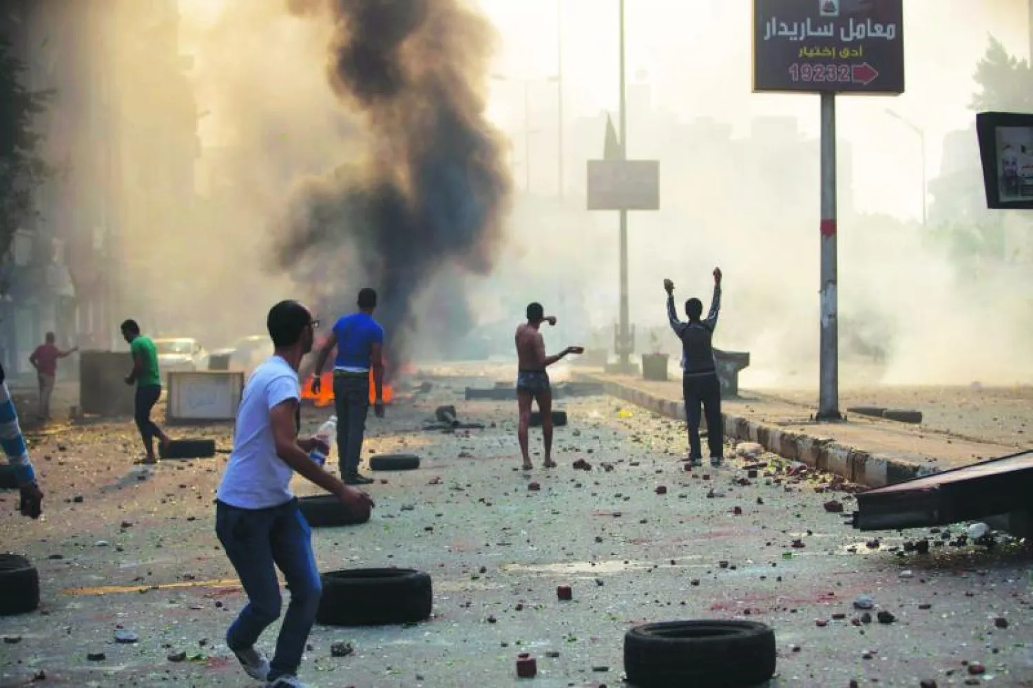 اشتباكات عنيفة في مصر بين أنصار الإخوان وقوات الأمن في محيط «التحرير»