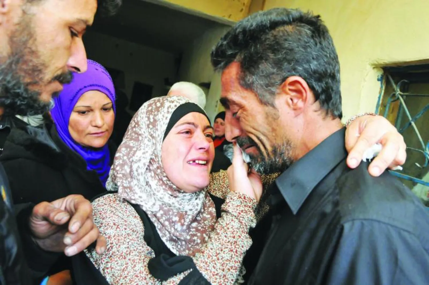 لبنان: استقبال رسمي وشعبي للناجين من «عبارة الموت» الإندونيسية