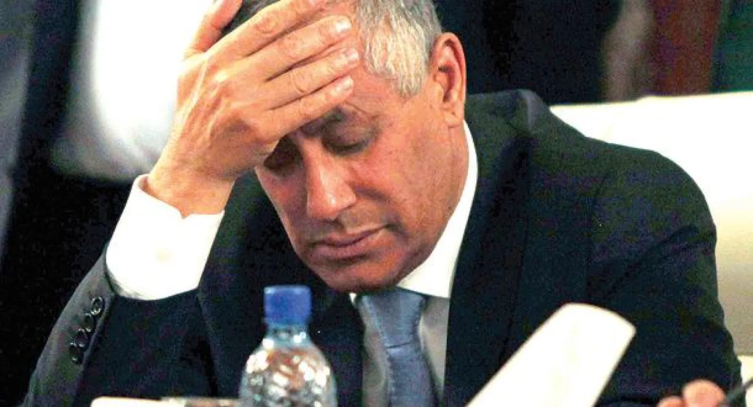 علي زيدان دبلوماسي من الثوار السابقين أصبح رئيسا للوزراء