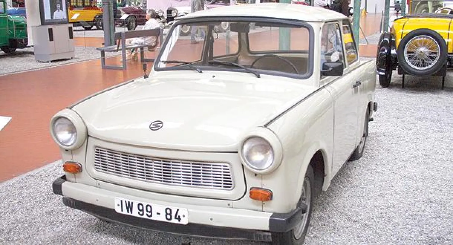 سيارة «ترابانت»